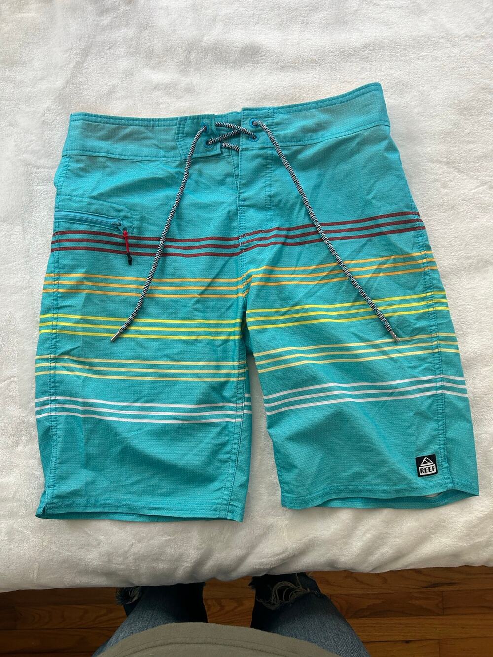 Reef Peeler Board Shorts Mens 28 Blue Yellow Drawstring Surfing Swim Trunks